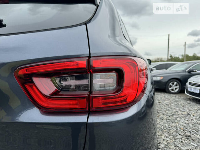 Сірий Рено Kadjar, об'ємом двигуна 1.6 л та пробігом 171 тис. км за 15850 $, фото 18 на Automoto.ua