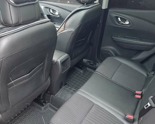 Серый Рено Kadjar, объемом двигателя 1.46 л и пробегом 149 тыс. км за 18906 $, фото 14 на Automoto.ua