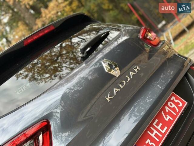 Серый Рено Kadjar, объемом двигателя 1.5 л и пробегом 167 тыс. км за 15850 $, фото 75 на Automoto.ua