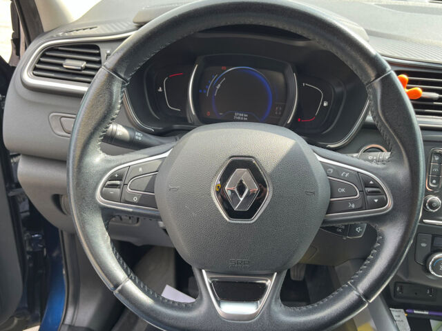 Серый Рено Kadjar, объемом двигателя 1.5 л и пробегом 57 тыс. км за 18800 $, фото 14 на Automoto.ua