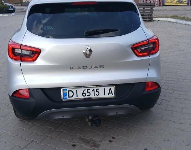 Серый Рено Kadjar, объемом двигателя 1.2 л и пробегом 170 тыс. км за 14000 $, фото 2 на Automoto.ua