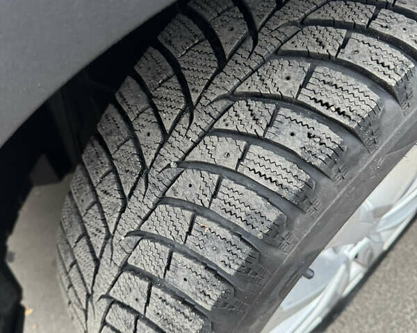 Серый Рено Kadjar, объемом двигателя 1.46 л и пробегом 124 тыс. км за 17200 $, фото 37 на Automoto.ua