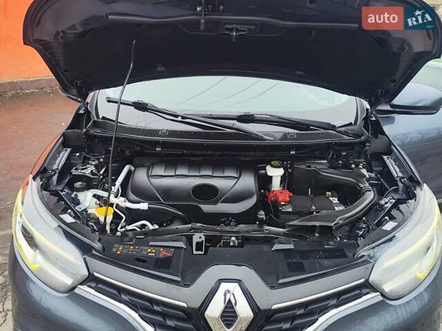 Серый Рено Kadjar, объемом двигателя 1.5 л и пробегом 215 тыс. км за 15300 $, фото 55 на Automoto.ua