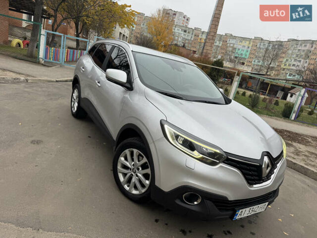 Серый Рено Kadjar, объемом двигателя 1.46 л и пробегом 124 тыс. км за 17200 $, фото 8 на Automoto.ua