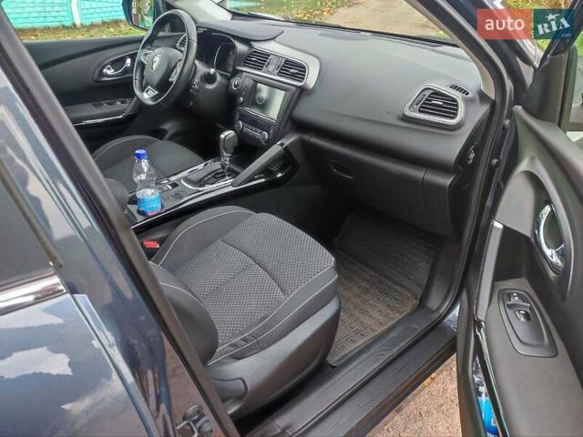 Сірий Рено Kadjar, об'ємом двигуна 1.46 л та пробігом 250 тис. км за 14500 $, фото 10 на Automoto.ua