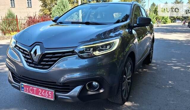 Серый Рено Kadjar, объемом двигателя 1.6 л и пробегом 182 тыс. км за 17800 $, фото 65 на Automoto.ua