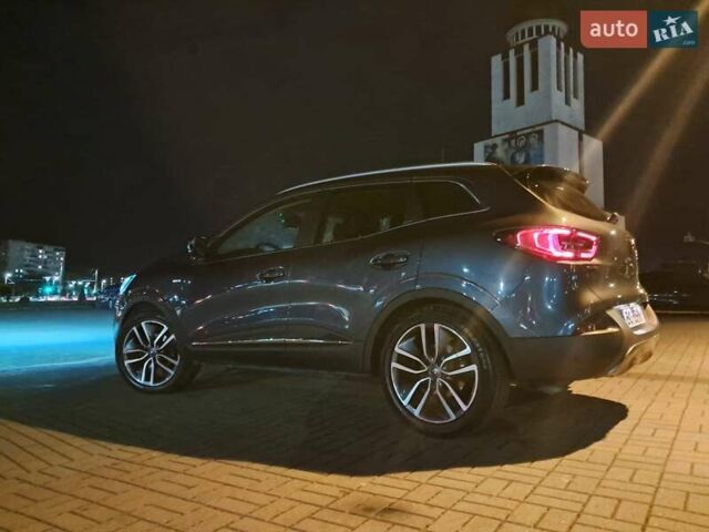 Серый Рено Kadjar, объемом двигателя 1.46 л и пробегом 227 тыс. км за 16500 $, фото 39 на Automoto.ua