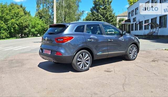 Серый Рено Kadjar, объемом двигателя 1.6 л и пробегом 182 тыс. км за 17800 $, фото 185 на Automoto.ua