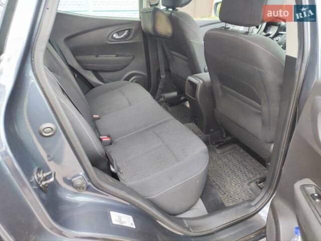 Сірий Рено Kadjar, об'ємом двигуна 1.46 л та пробігом 250 тис. км за 14500 $, фото 2 на Automoto.ua