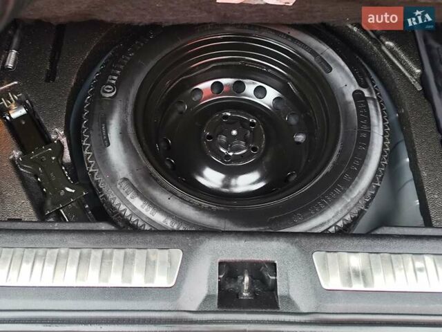 Серый Рено Kadjar, объемом двигателя 1.5 л и пробегом 215 тыс. км за 15300 $, фото 51 на Automoto.ua