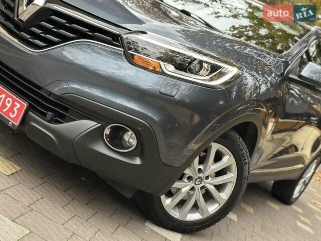 Серый Рено Kadjar, объемом двигателя 1.5 л и пробегом 167 тыс. км за 15850 $, фото 53 на Automoto.ua