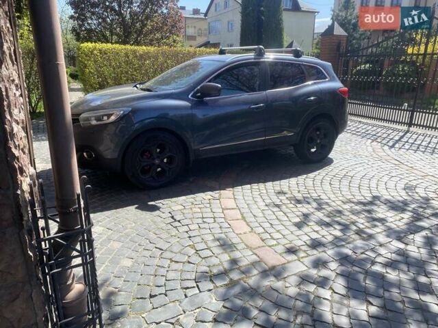 Серый Рено Kadjar, объемом двигателя 1.46 л и пробегом 250 тыс. км за 15500 $, фото 1 на Automoto.ua