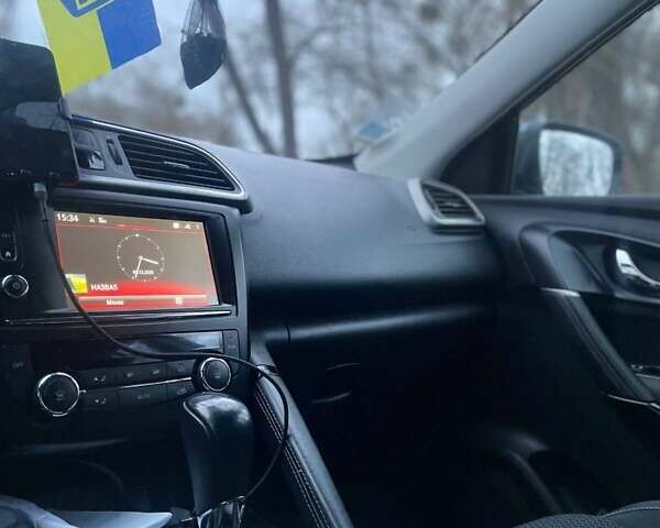 Серый Рено Kadjar, объемом двигателя 1.46 л и пробегом 246 тыс. км за 16499 $, фото 17 на Automoto.ua