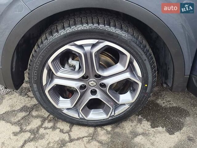 Серый Рено Kadjar, объемом двигателя 1.5 л и пробегом 215 тыс. км за 15300 $, фото 52 на Automoto.ua