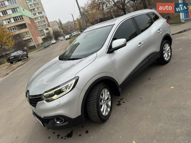 Серый Рено Kadjar, объемом двигателя 1.46 л и пробегом 124 тыс. км за 17200 $, фото 6 на Automoto.ua