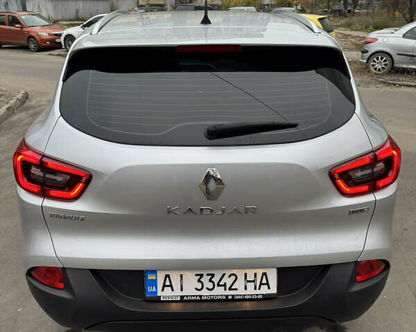 Серый Рено Kadjar, объемом двигателя 1.46 л и пробегом 124 тыс. км за 17200 $, фото 26 на Automoto.ua