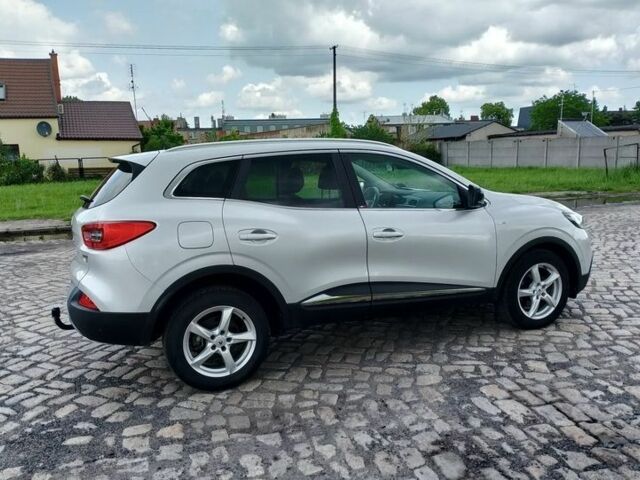 Серый Рено Kadjar, объемом двигателя 1.6 л и пробегом 45 тыс. км за 9400 $, фото 4 на Automoto.ua