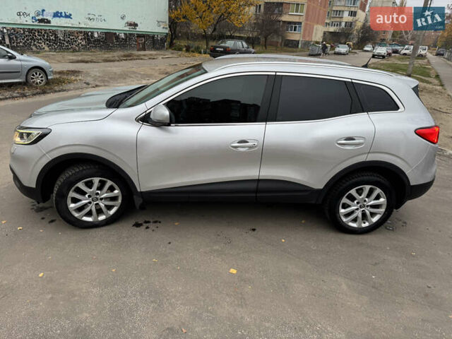 Серый Рено Kadjar, объемом двигателя 1.46 л и пробегом 124 тыс. км за 17200 $, фото 31 на Automoto.ua