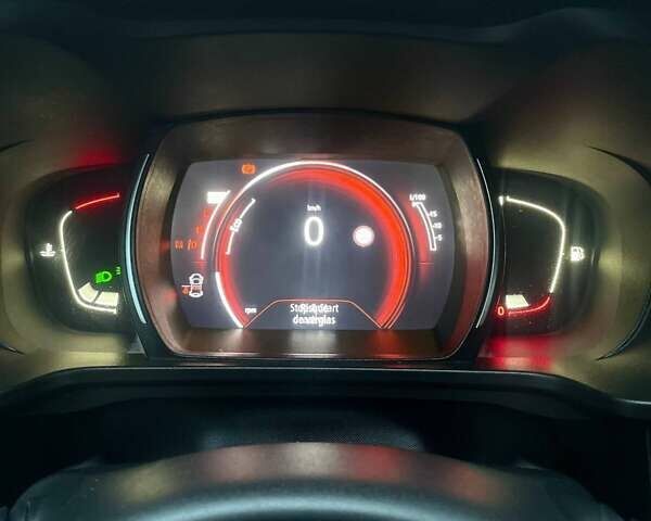 Серый Рено Kadjar, объемом двигателя 1.46 л и пробегом 246 тыс. км за 16499 $, фото 4 на Automoto.ua