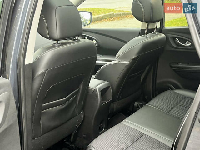 Рено Kadjar 2016 в Луцке на Automoto.ua Серый Рено Kadjar, объемом двигателя 1.6 л и пробегом 139 тыс. км за 17900 $, фото 13 на Automoto.ua