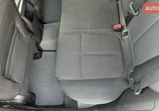 Серый Рено Kadjar, объемом двигателя 1.6 л и пробегом 245 тыс. км за 15000 $, фото 35 на Automoto.ua