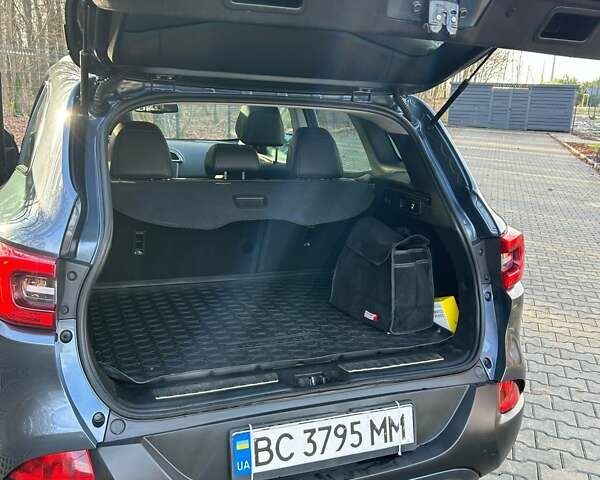 Серый Рено Kadjar, объемом двигателя 1.46 л и пробегом 307 тыс. км за 15500 $, фото 15 на Automoto.ua