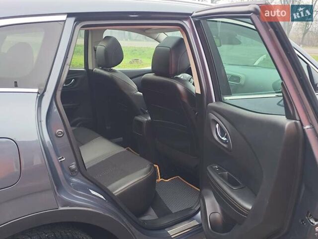 Серый Рено Kadjar, объемом двигателя 1.5 л и пробегом 215 тыс. км за 15300 $, фото 39 на Automoto.ua