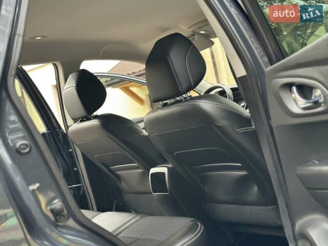 Сірий Рено Kadjar, об'ємом двигуна 1.5 л та пробігом 167 тис. км за 15850 $, фото 67 на Automoto.ua