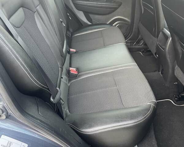 Серый Рено Kadjar, объемом двигателя 1.46 л и пробегом 225 тыс. км за 14950 $, фото 10 на Automoto.ua
