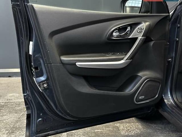 Рено Kadjar 2016 в Киеве на Automoto.ua Серый Рено Kadjar, объемом двигателя 1.5 л и пробегом 285 тыс. км за 13800 $, фото 27 на Automoto.ua