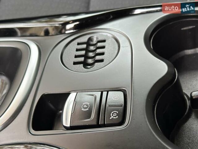 Сірий Рено Kadjar, об'ємом двигуна 1.5 л та пробігом 167 тис. км за 15850 $, фото 78 на Automoto.ua