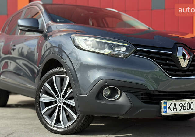 Серый Рено Kadjar, объемом двигателя 1.6 л и пробегом 245 тыс. км за 15000 $, фото 9 на Automoto.ua