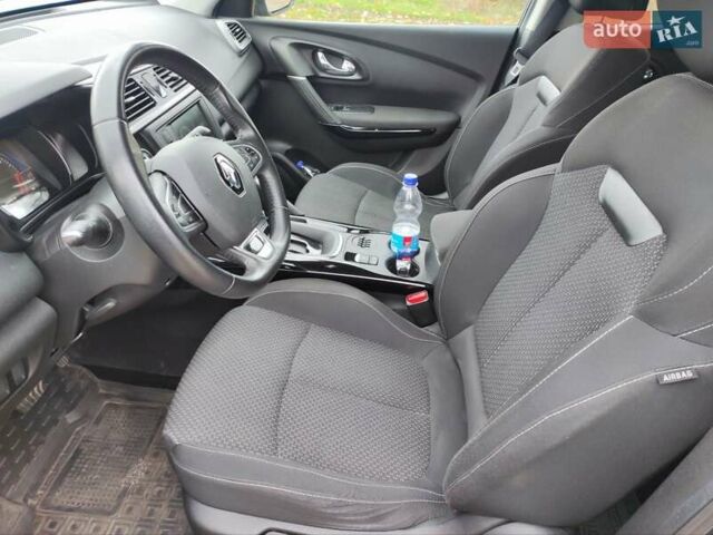 Сірий Рено Kadjar, об'ємом двигуна 1.46 л та пробігом 250 тис. км за 14500 $, фото 6 на Automoto.ua