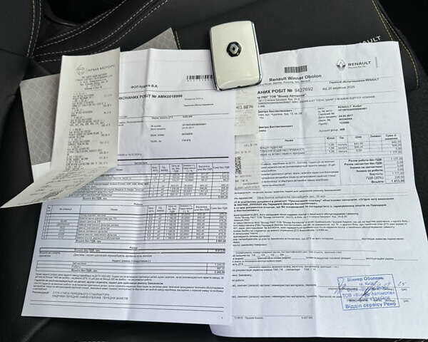 Серый Рено Kadjar, объемом двигателя 1.46 л и пробегом 124 тыс. км за 17200 $, фото 65 на Automoto.ua