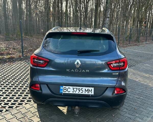 Серый Рено Kadjar, объемом двигателя 1.46 л и пробегом 307 тыс. км за 15500 $, фото 4 на Automoto.ua