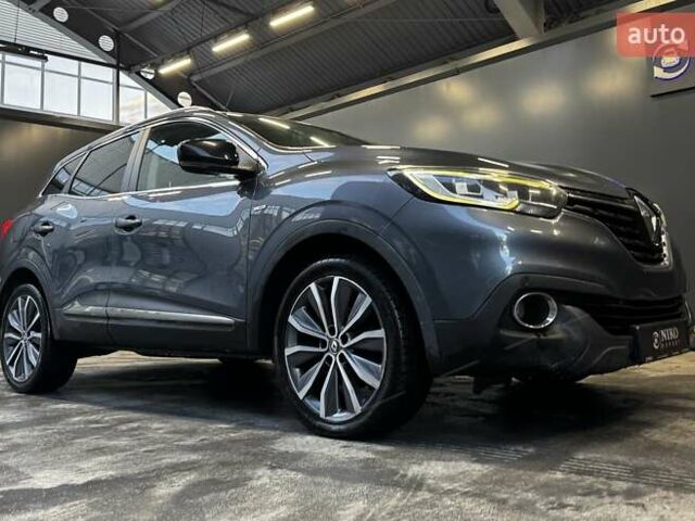 Рено Kadjar 2016 в Киеве на Automoto.ua Серый Рено Kadjar, объемом двигателя 1.5 л и пробегом 285 тыс. км за 13800 $, фото 19 на Automoto.ua