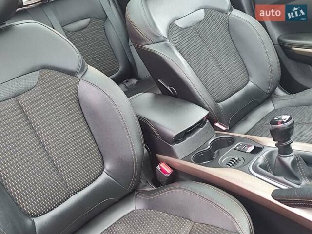 Серый Рено Kadjar, объемом двигателя 1.5 л и пробегом 215 тыс. км за 15300 $, фото 35 на Automoto.ua