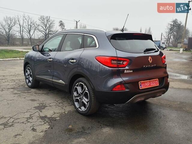 Серый Рено Kadjar, объемом двигателя 1.5 л и пробегом 215 тыс. км за 15300 $, фото 23 на Automoto.ua