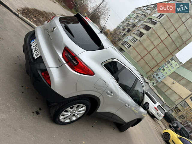 Серый Рено Kadjar, объемом двигателя 1.46 л и пробегом 124 тыс. км за 17200 $, фото 20 на Automoto.ua