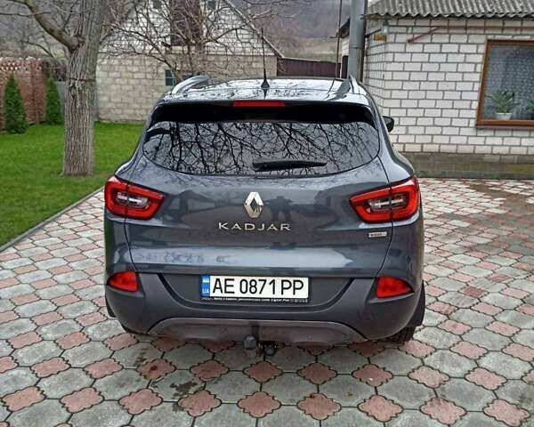 Серый Рено Kadjar, объемом двигателя 1.46 л и пробегом 225 тыс. км за 16500 $, фото 1 на Automoto.ua