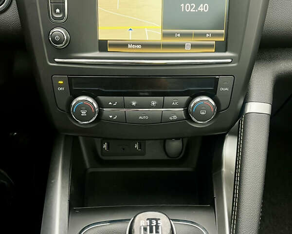 Рено Kadjar 2016 в Луцке на Automoto.ua Серый Рено Kadjar, объемом двигателя 1.6 л и пробегом 139 тыс. км за 17900 $, фото 20 на Automoto.ua