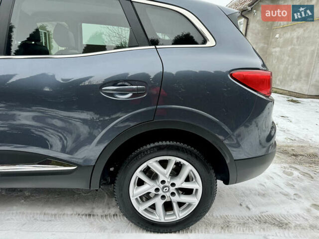 Серый Рено Kadjar, объемом двигателя 1.6 л и пробегом 170 тыс. км за 16850 $, фото 33 на Automoto.ua