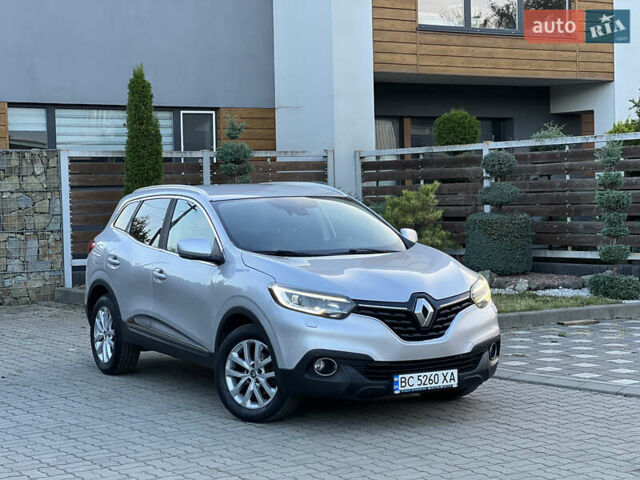 Серый Рено Kadjar, объемом двигателя 1.5 л и пробегом 199 тыс. км за 12900 $, фото 1 на Automoto.ua