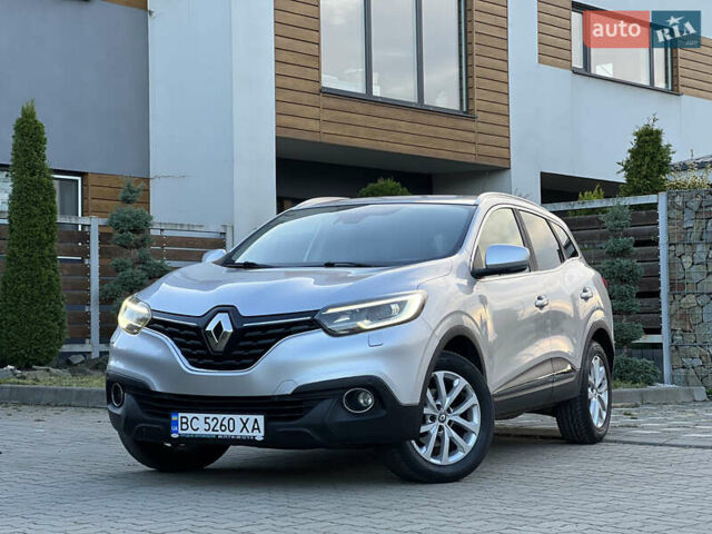 Серый Рено Kadjar, объемом двигателя 1.5 л и пробегом 199 тыс. км за 12900 $, фото 7 на Automoto.ua