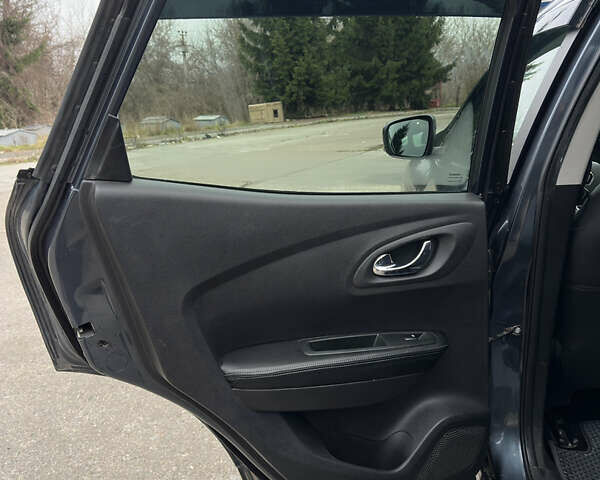 Сірий Рено Kadjar, об'ємом двигуна 1.46 л та пробігом 207 тис. км за 16999 $, фото 66 на Automoto.ua