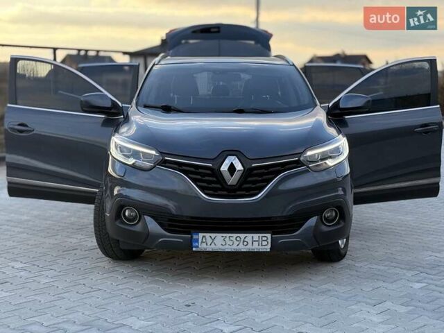 Серый Рено Kadjar, объемом двигателя 1.46 л и пробегом 124 тыс. км за 16500 $, фото 48 на Automoto.ua