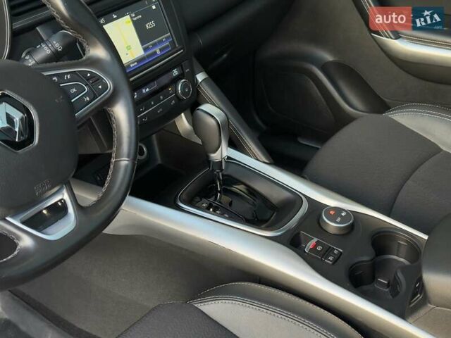 Серый Рено Kadjar, объемом двигателя 1.46 л и пробегом 124 тыс. км за 16500 $, фото 31 на Automoto.ua