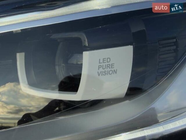 Серый Рено Kadjar, объемом двигателя 1.46 л и пробегом 124 тыс. км за 16500 $, фото 3 на Automoto.ua