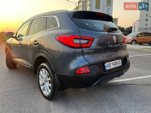 Рено Kadjar 2017 в Жмеренке на Automoto.ua Серый Рено Kadjar, объемом двигателя 1.2 л и пробегом 167 тыс. км за 14999 $, фото 4 на Automoto.ua