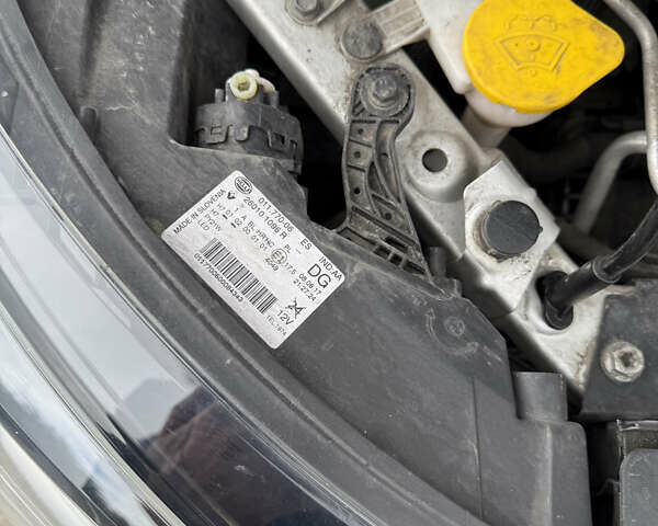 Серый Рено Kadjar, объемом двигателя 1.46 л и пробегом 170 тыс. км за 14500 $, фото 3 на Automoto.ua